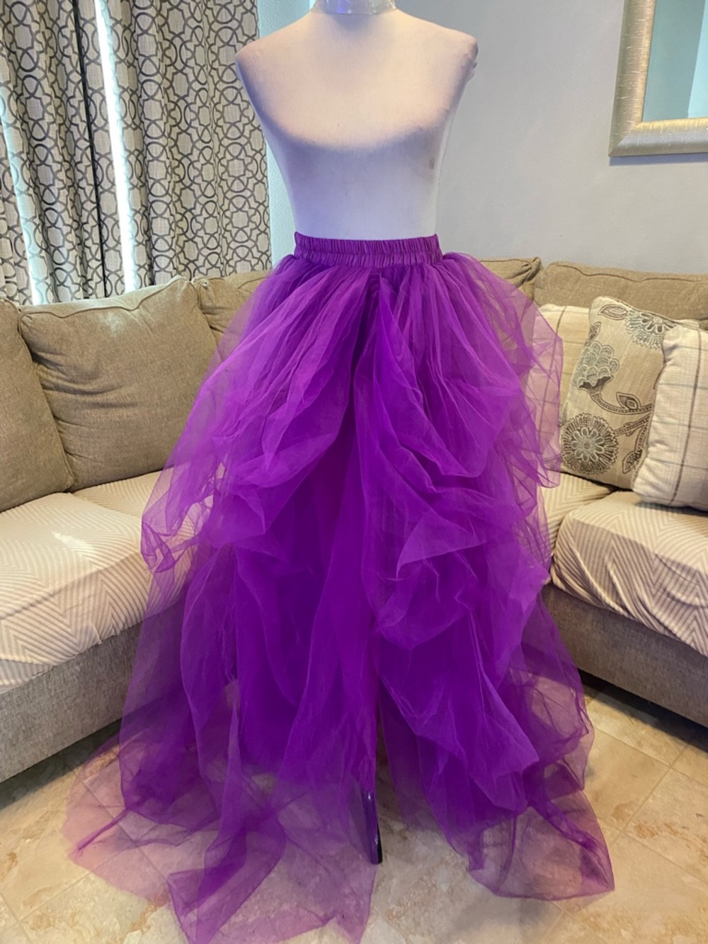 New Women Small Purple ruffled maxi tulle skirt with elastic waistband and Slit - Picture 6 of 8